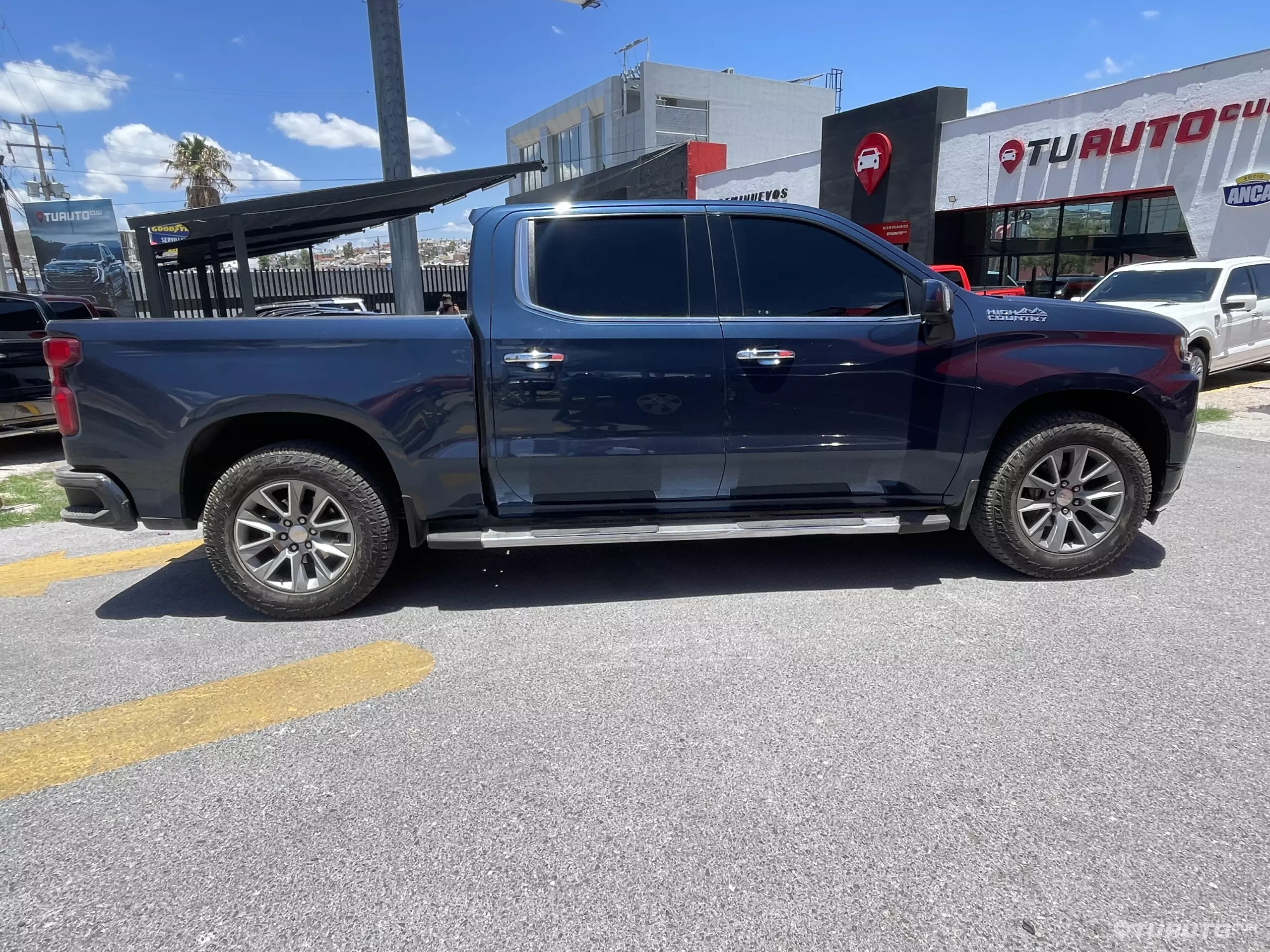 Chevrolet Cheyenne Pick-Up