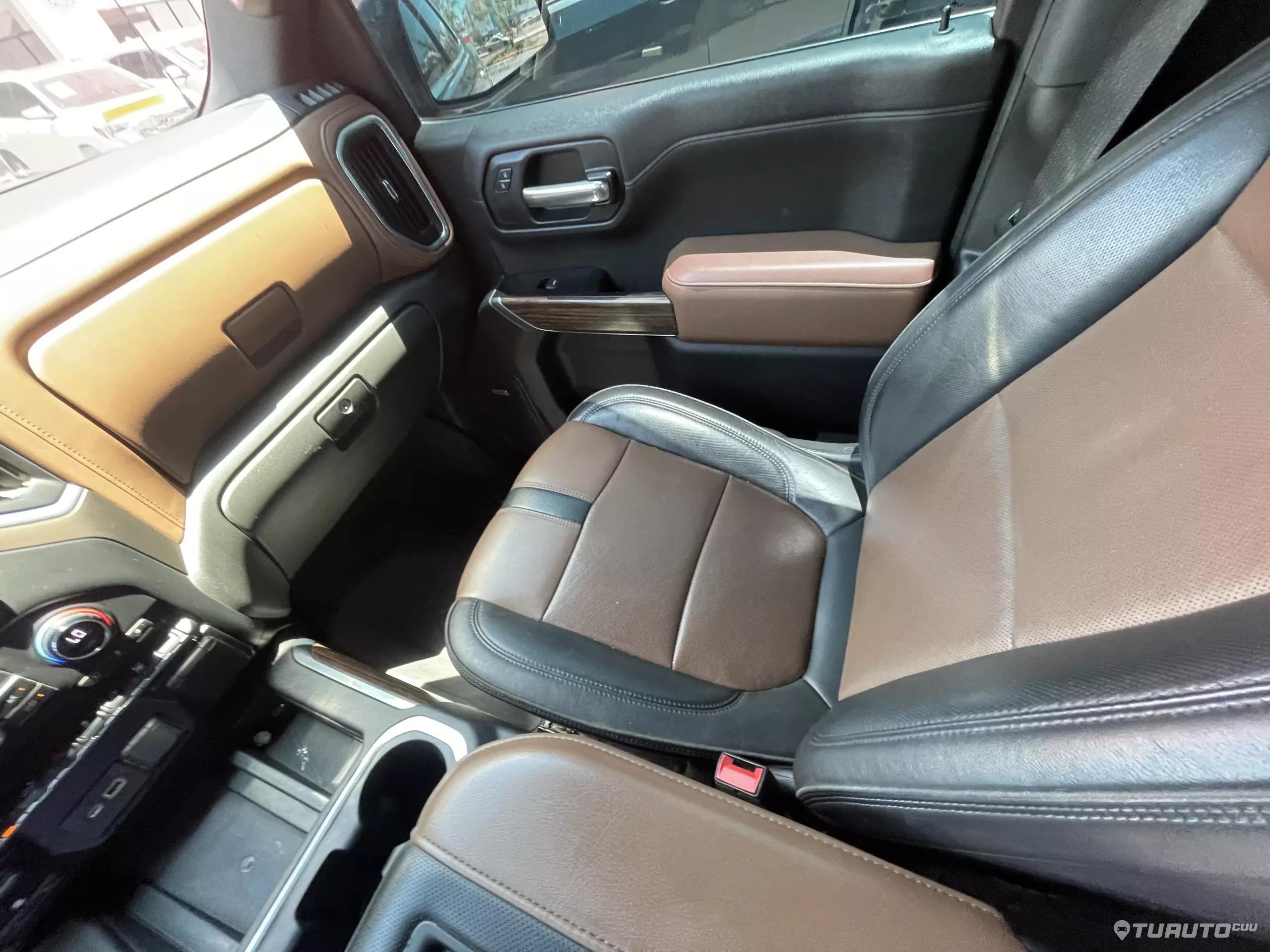 Chevrolet Cheyenne Pick-Up