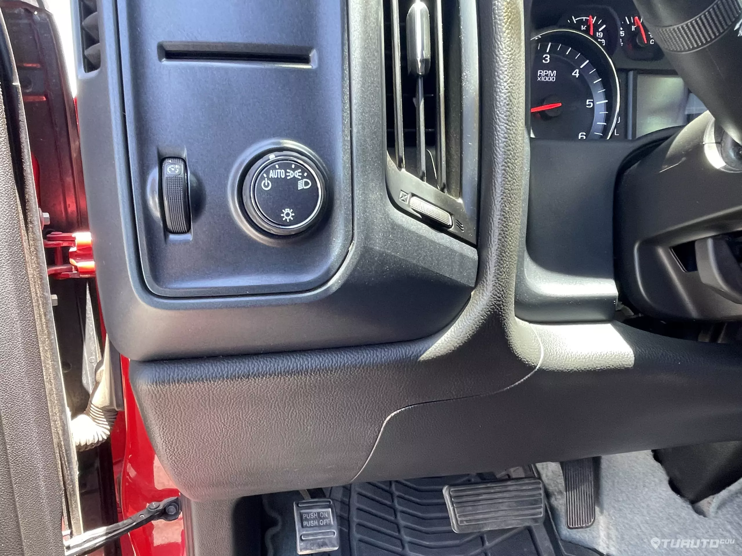 Chevrolet Silverado 2500 y Cheyenne Pick-Up