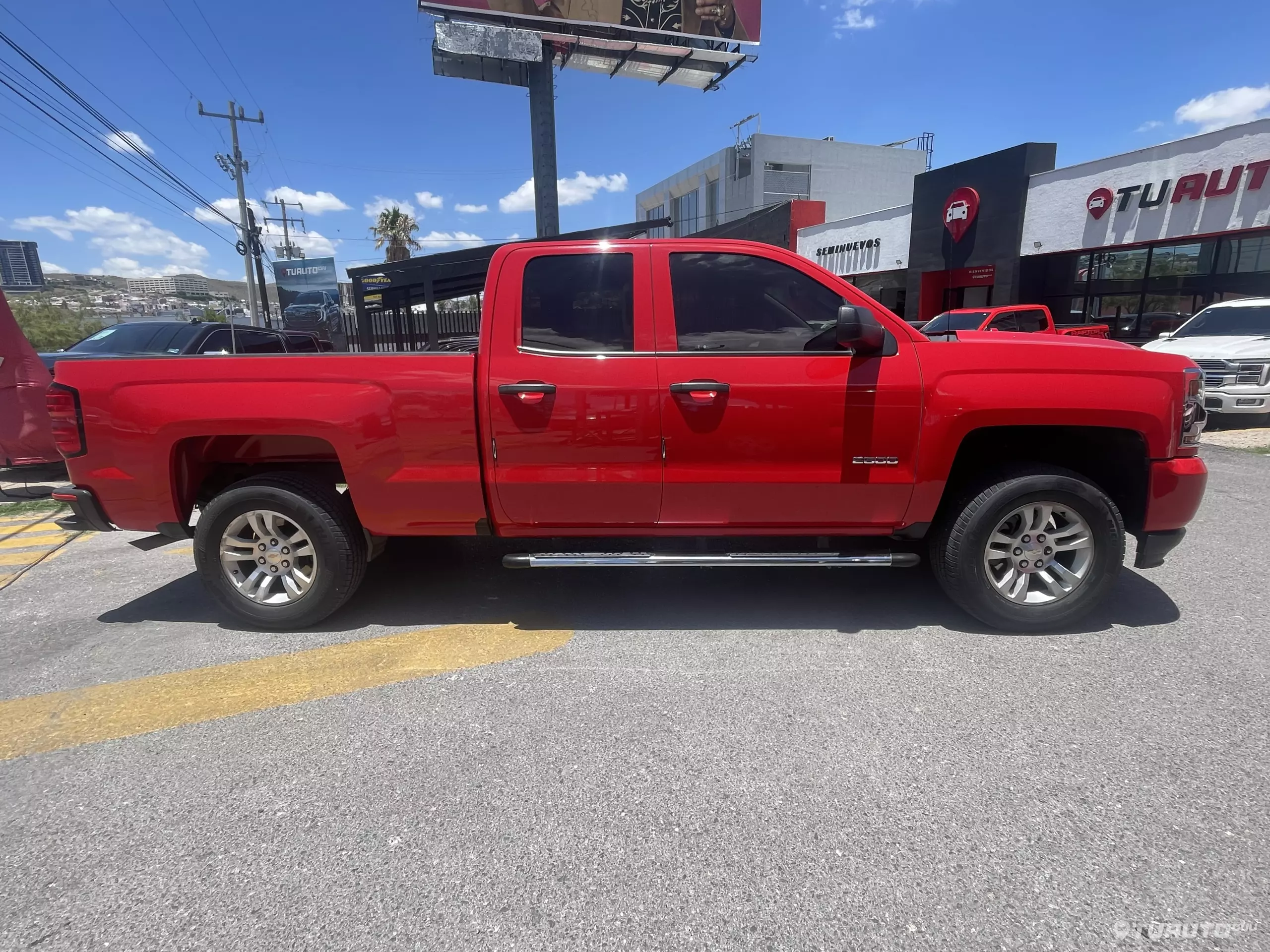Chevrolet Silverado 2500 y Cheyenne Pick-Up