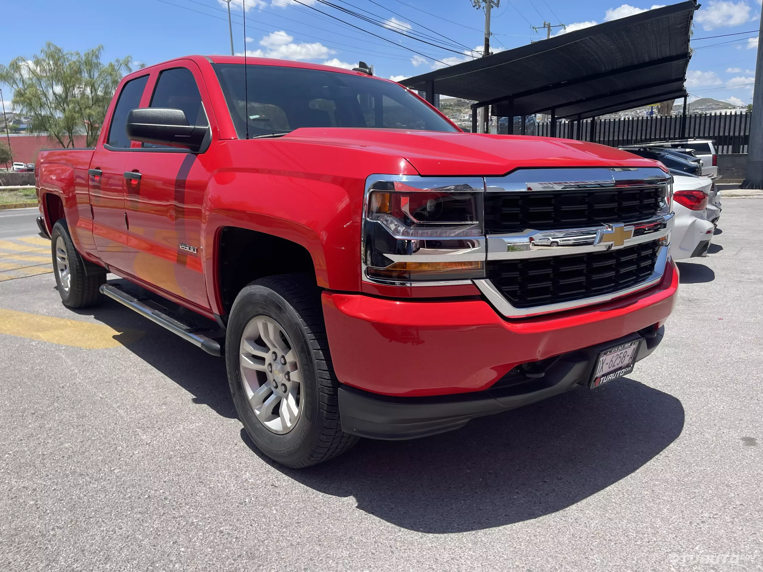 Chevrolet Silverado 2500 y Cheyenne Pick-Up