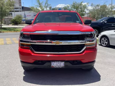 Chevrolet Silverado 2500 y Cheyenne Pick-Up 2018