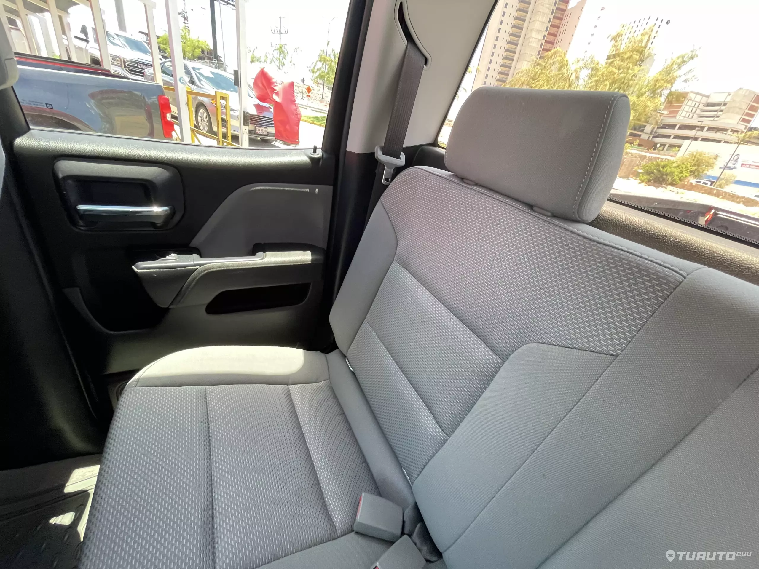 Chevrolet Silverado 2500 y Cheyenne Pick-Up