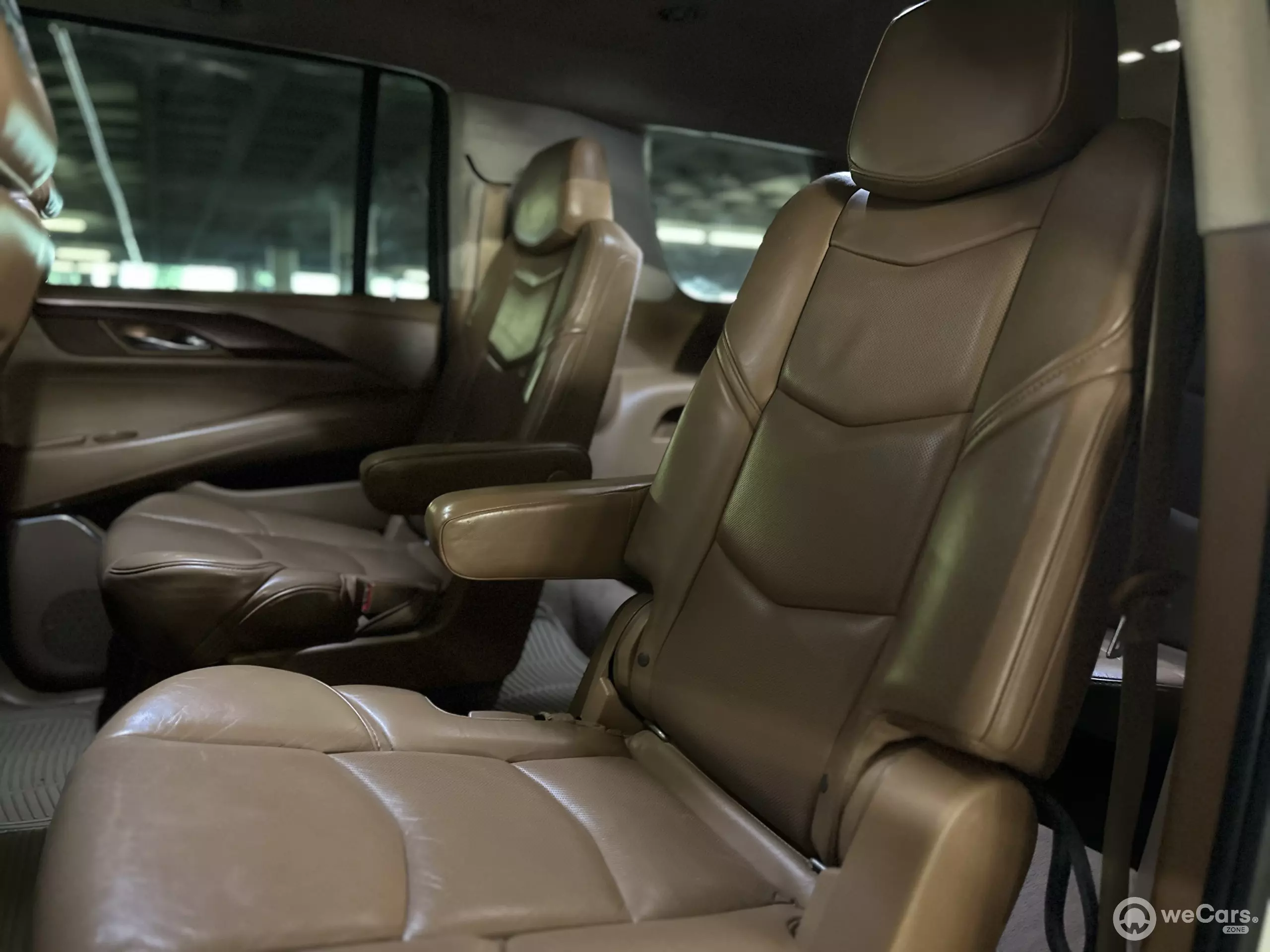 Cadillac Escalade VUD 4x4