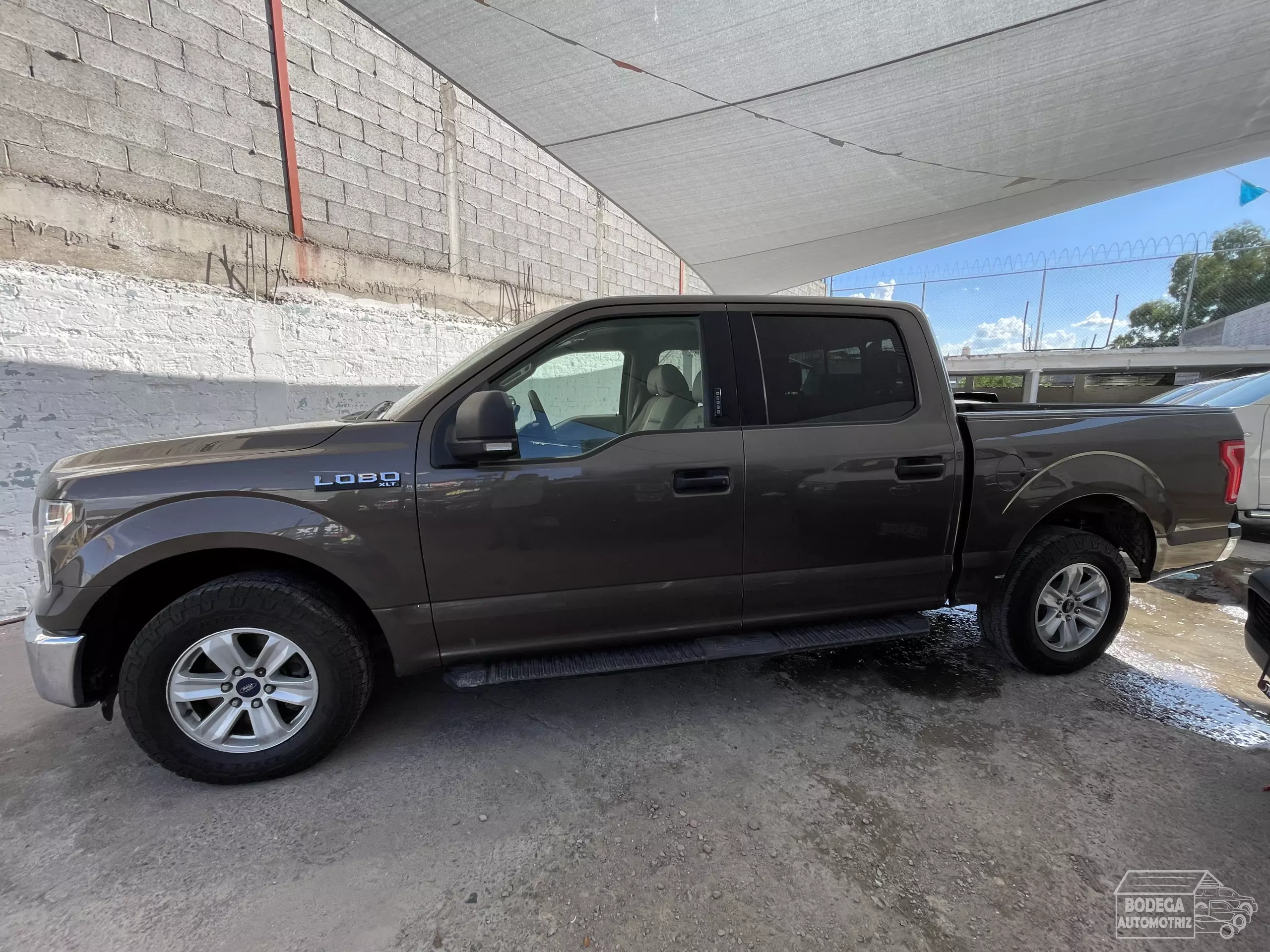 Ford Lobo Pick-Up