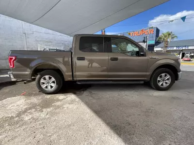 Ford Lobo Pick-Up 2016