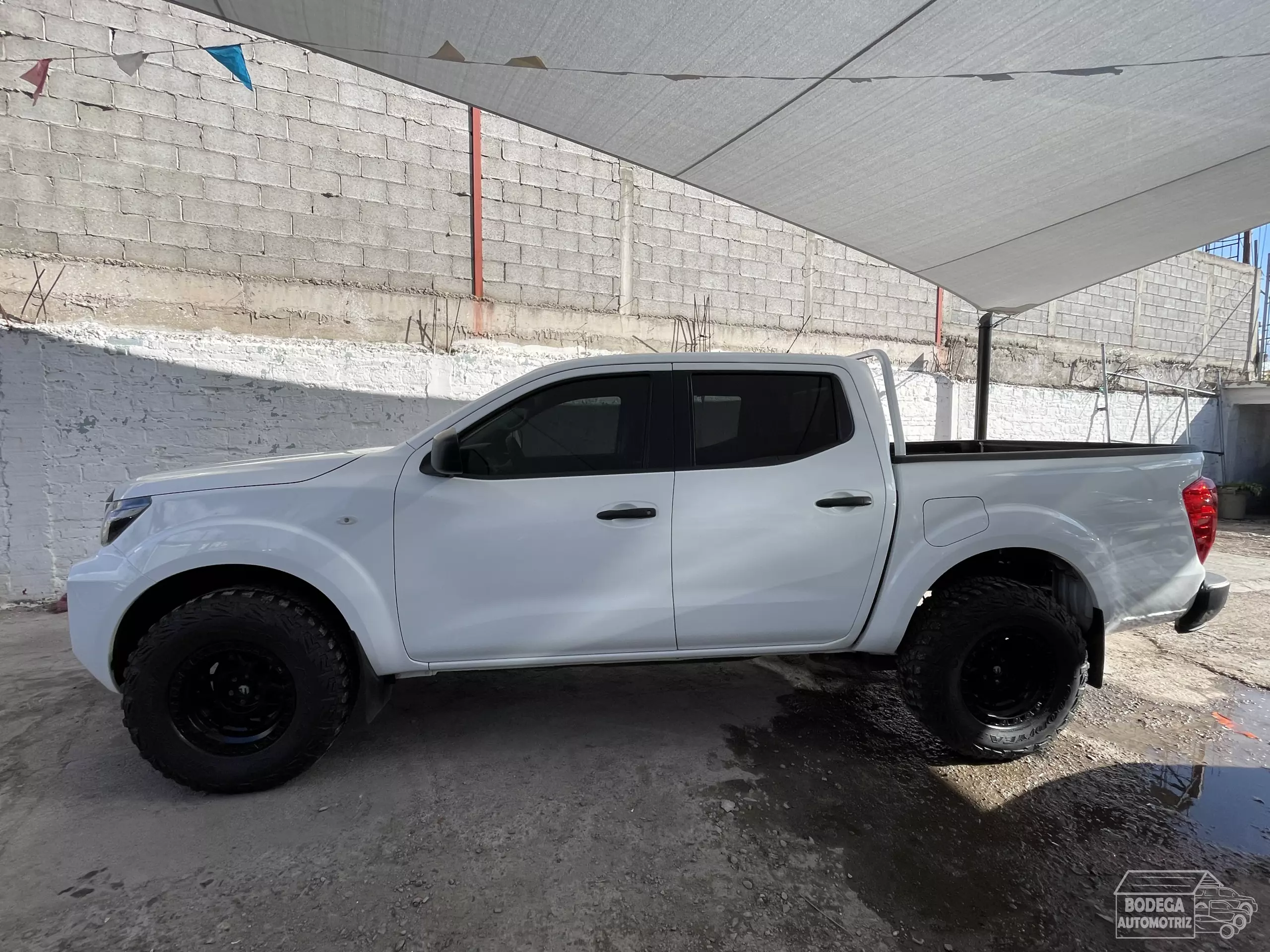 Nissan Frontier Pick-Up