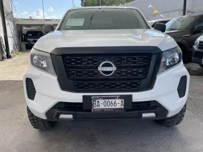 Nissan Frontier Pick-Up 2023