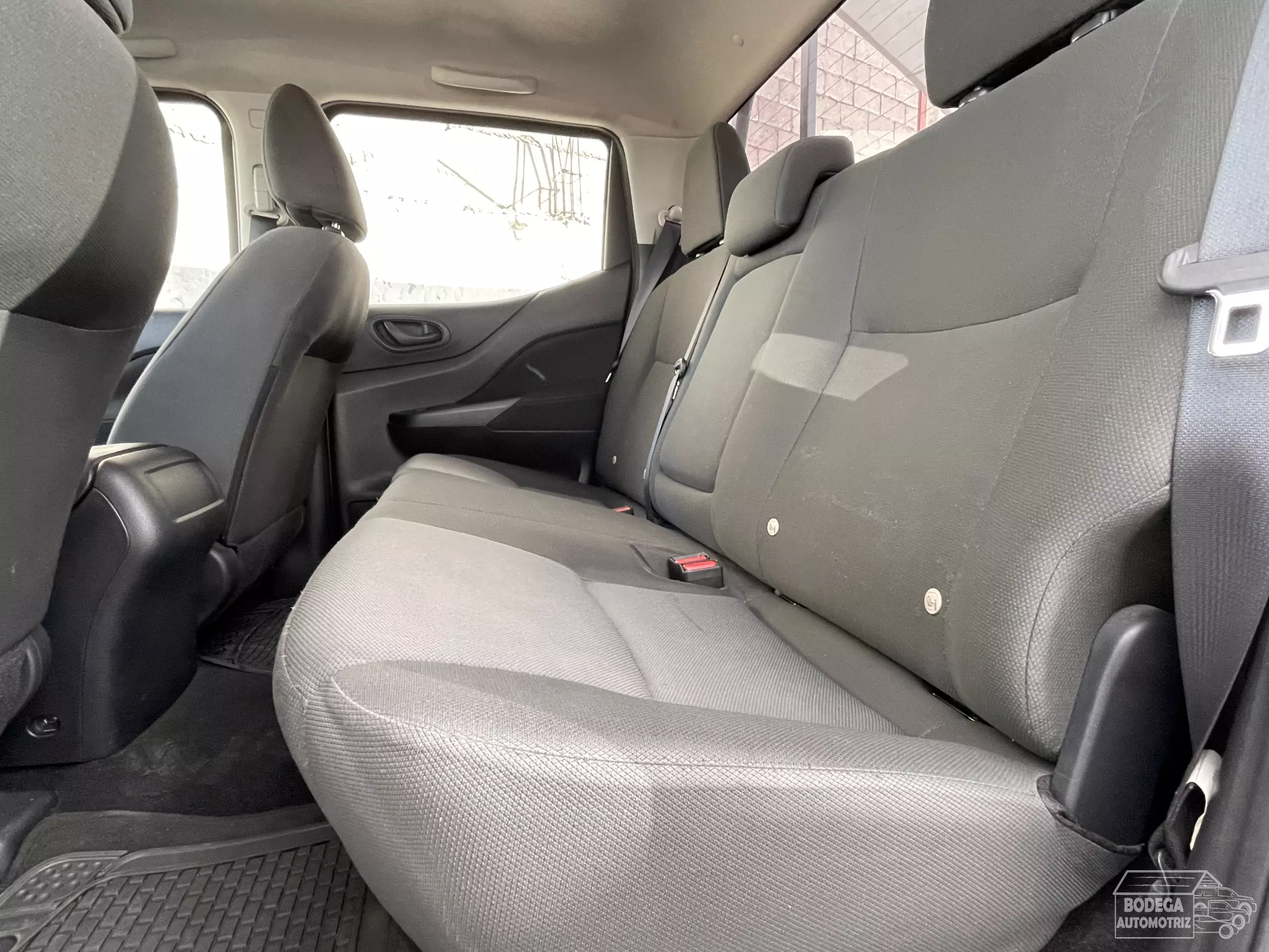 Nissan Frontier Pick-Up