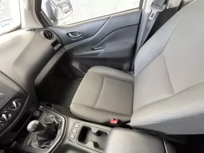 Nissan Frontier Pick-Up 2023