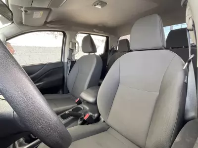 Nissan Frontier Pick-Up 2023