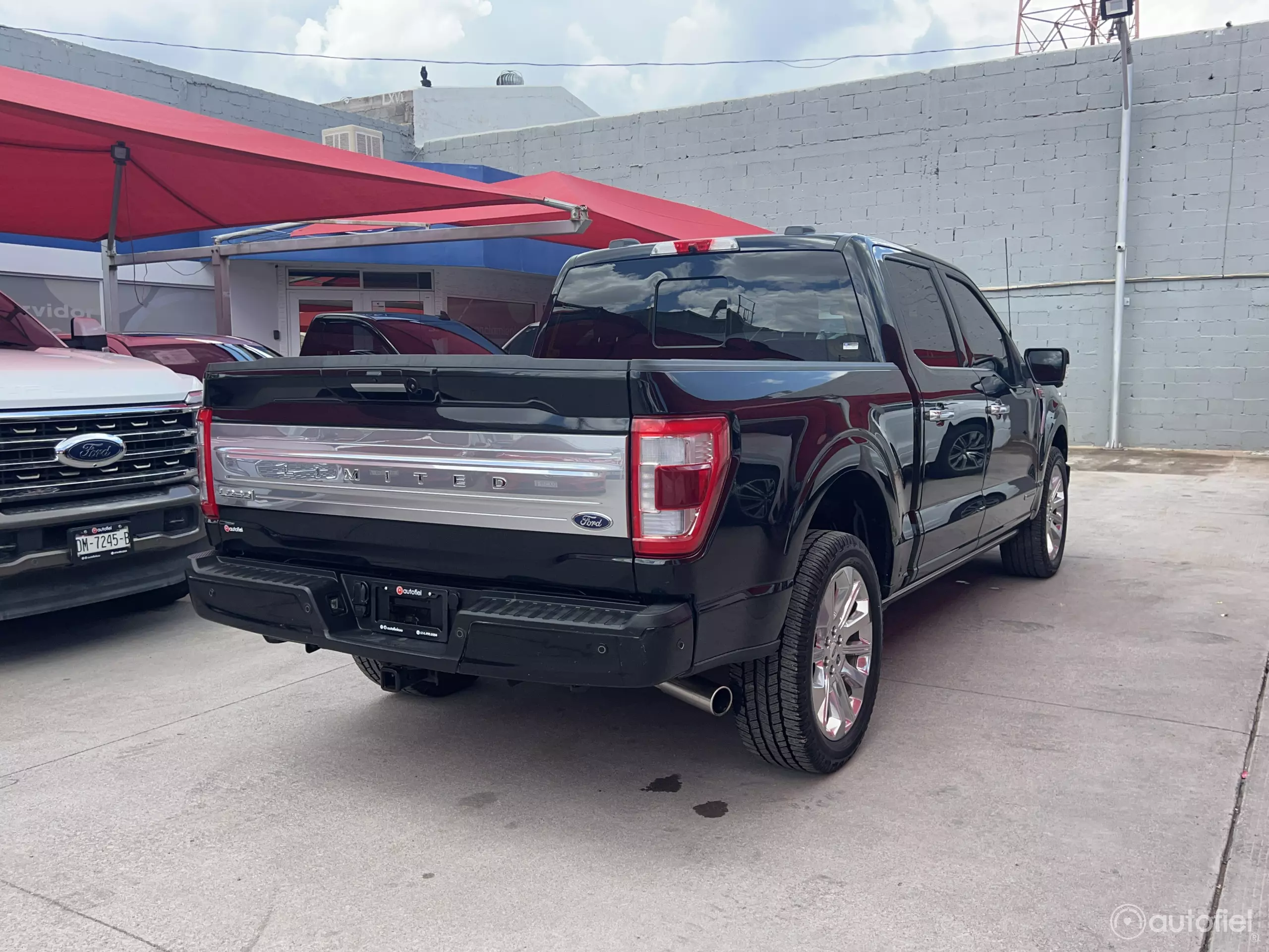 Ford Lobo Pick-Up