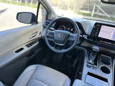 Toyota Sienna Minivan 2021
