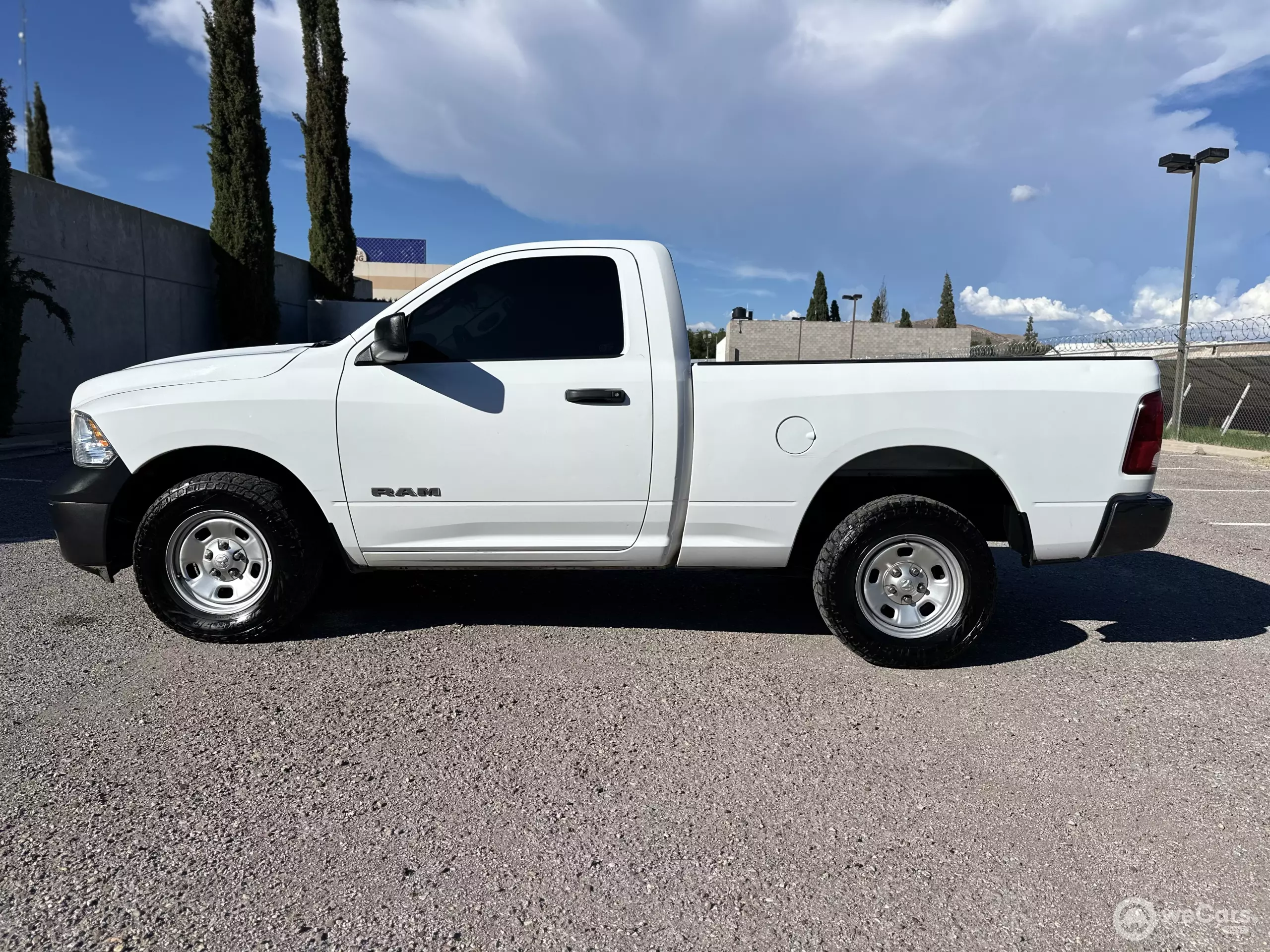 Dodge Ram 1500 Pick-Up