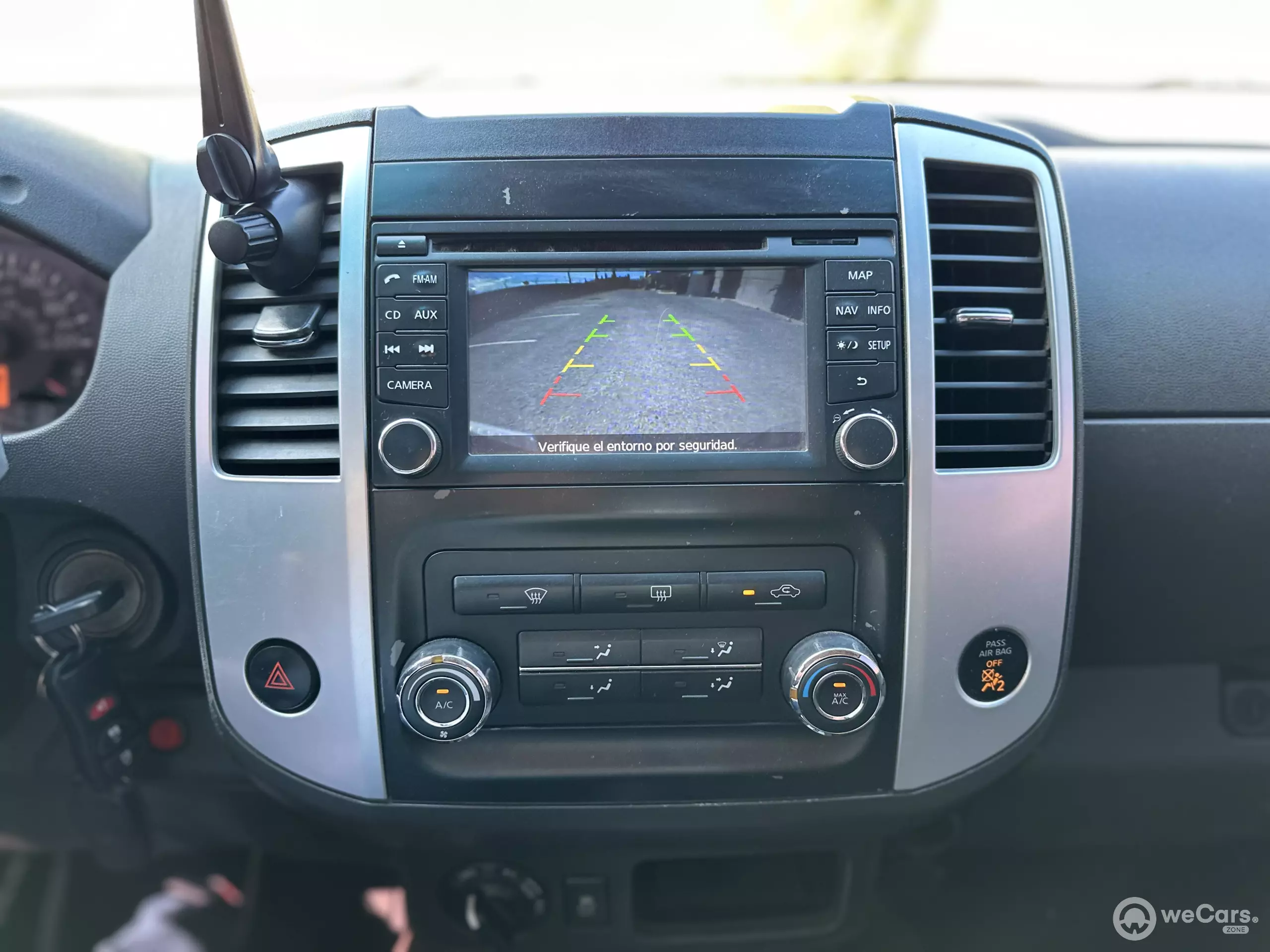 Nissan Frontier Pick-Up