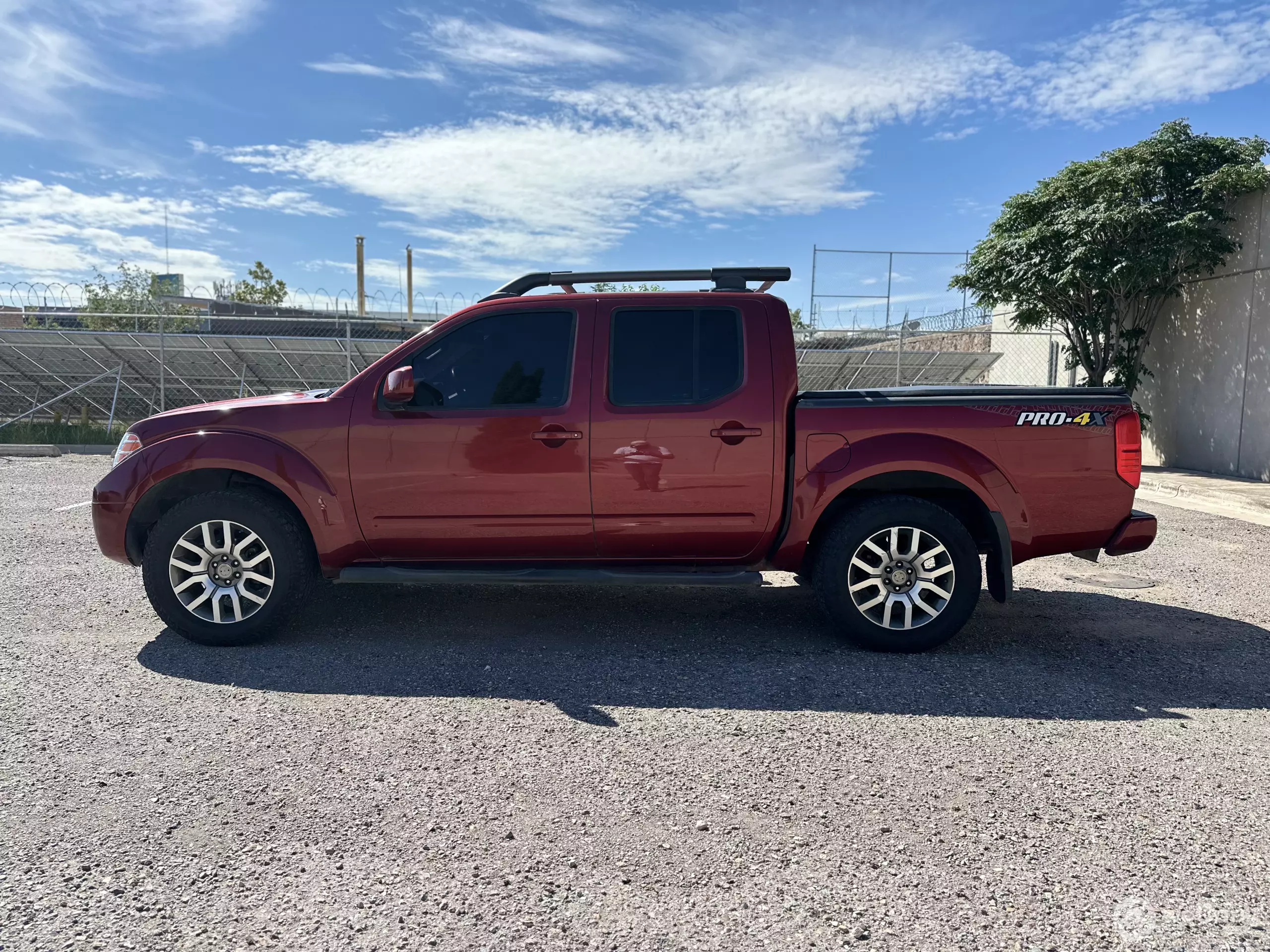 Nissan Frontier Pick-Up