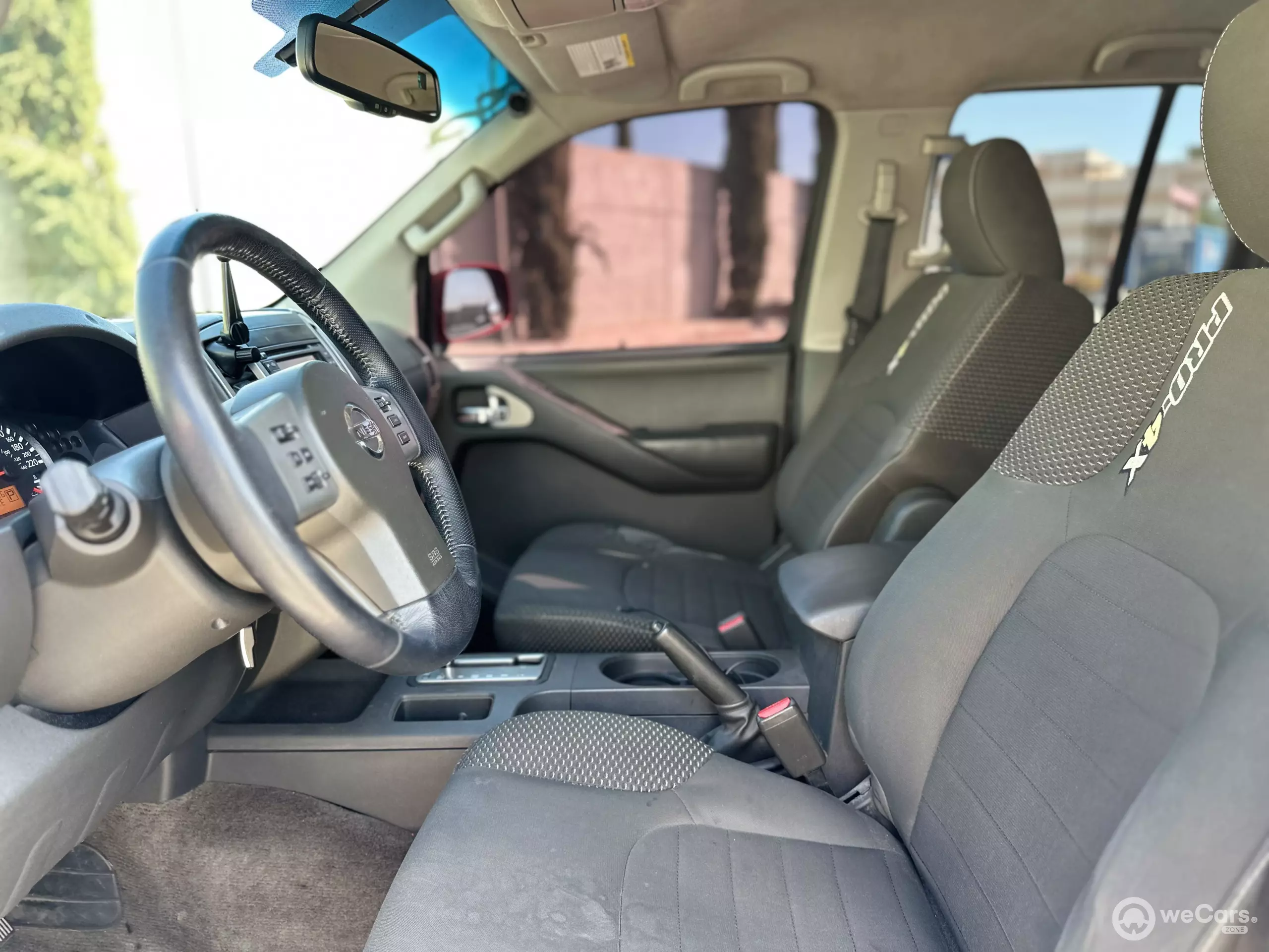 Nissan Frontier Pick-Up