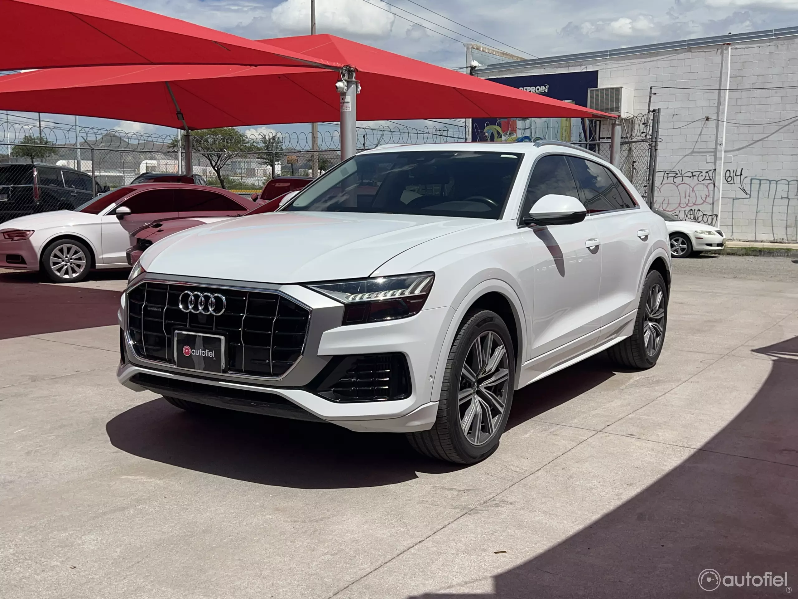 Audi Q8 Quattro VUD