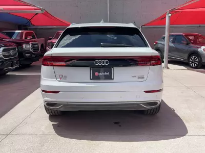 Audi Q8 Quattro VUD 2019