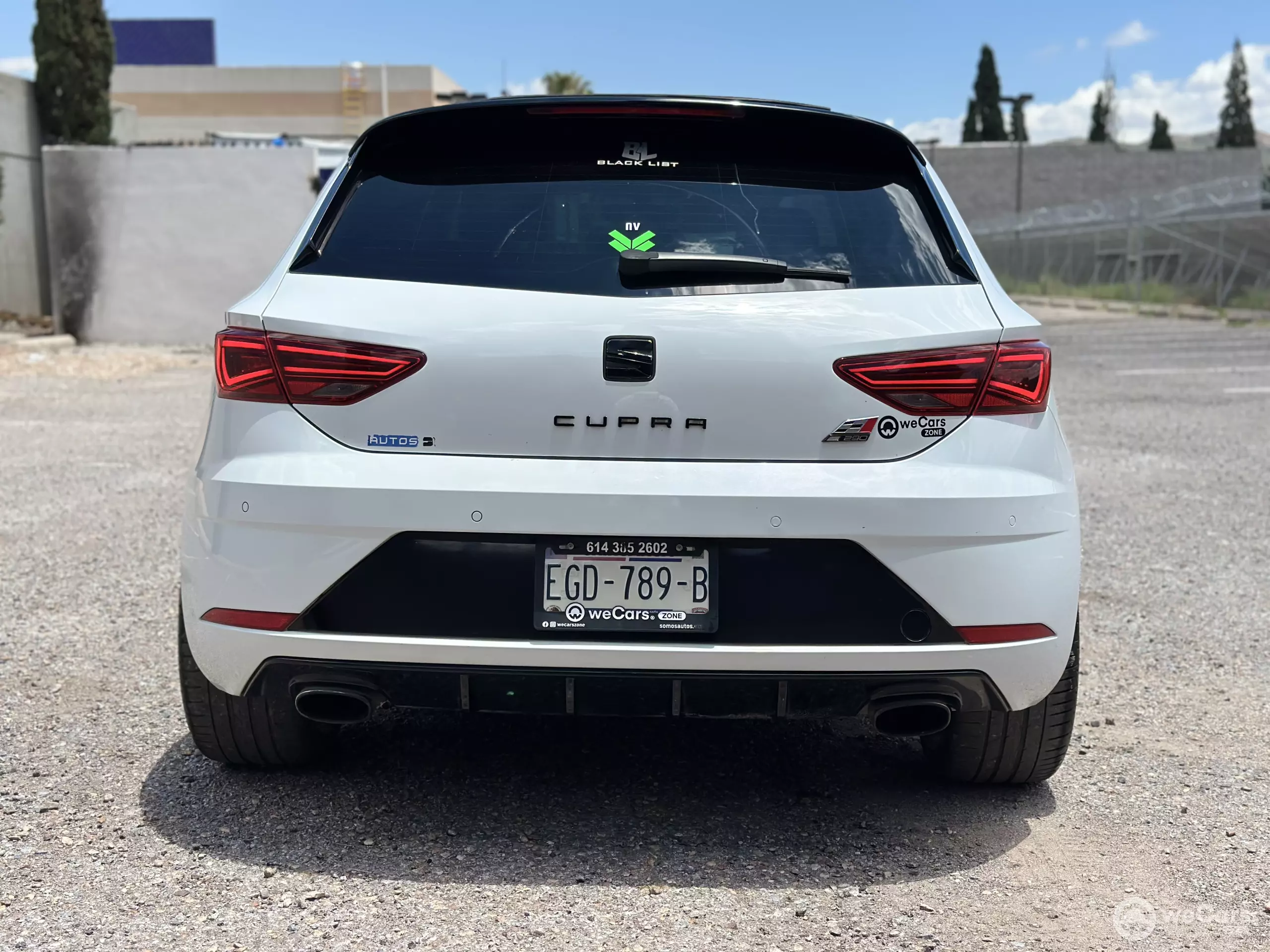 SEAT León