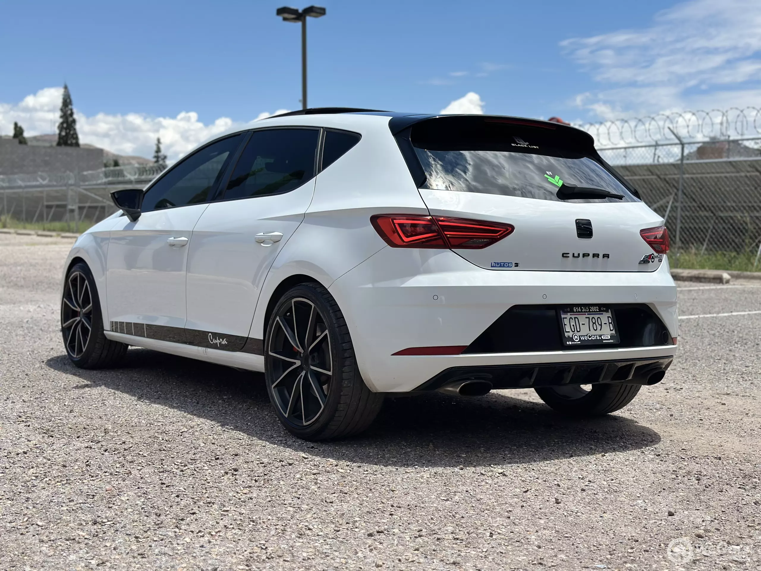 SEAT León