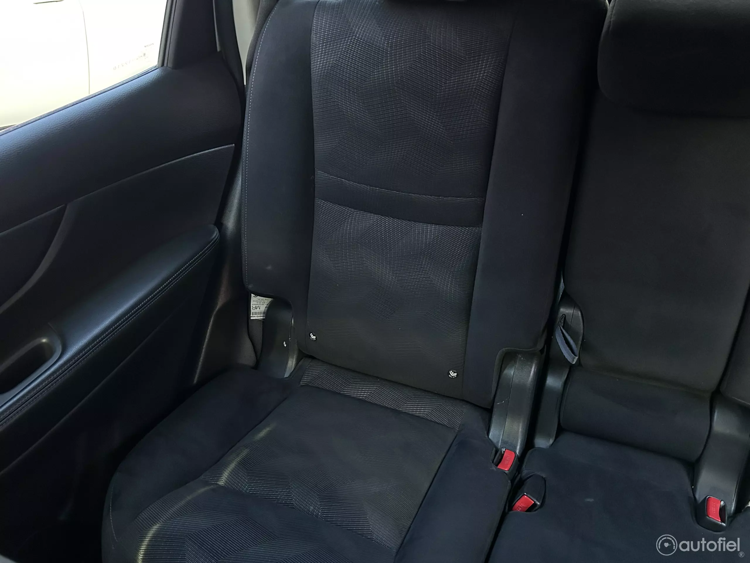 Nissan X-Trail VUD