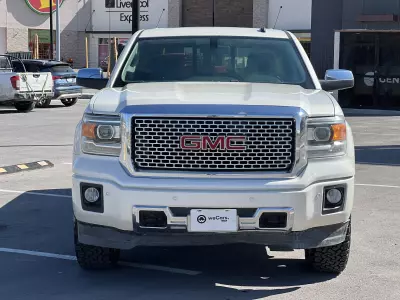 GMC Sierra Pick-Up 4x4 2015