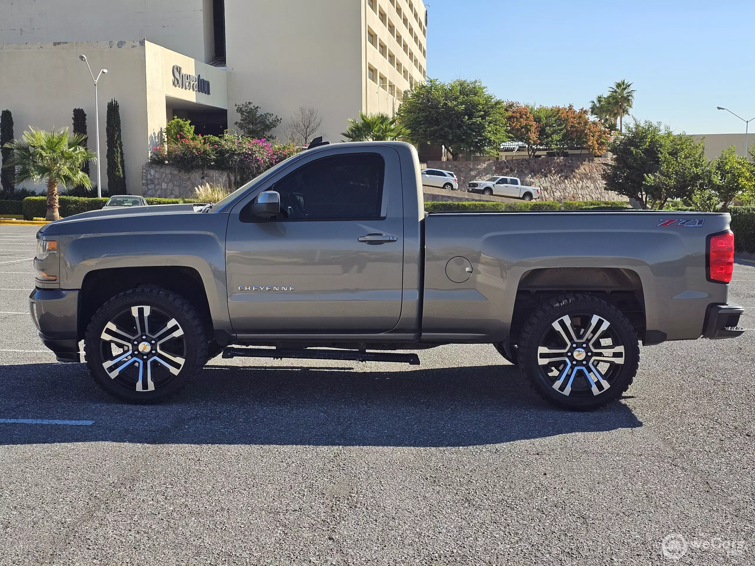 Chevrolet Silverado 2500 y Cheyenne Pick-Up