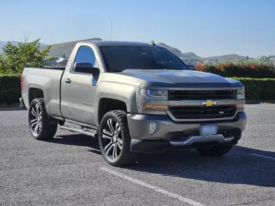 Chevrolet Silverado 2500 y Cheyenne Pick-Up 2017