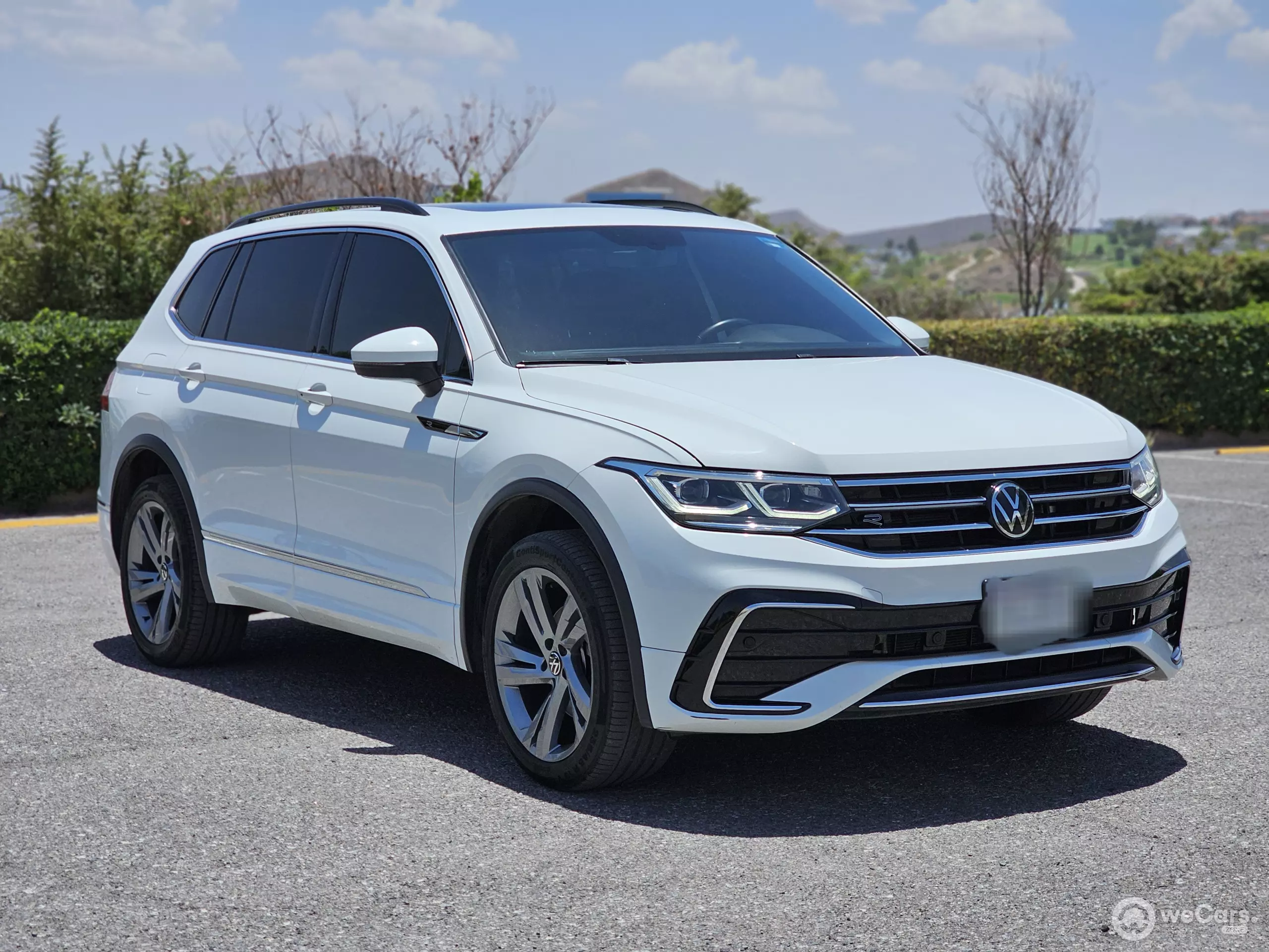 Volkswagen Tiguan VUD 2024