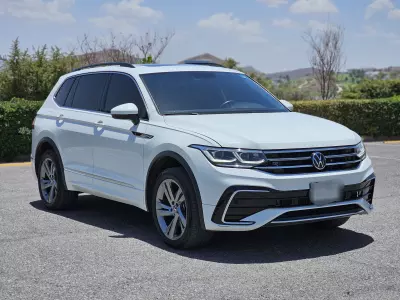 Volkswagen Tiguan VUD 2024