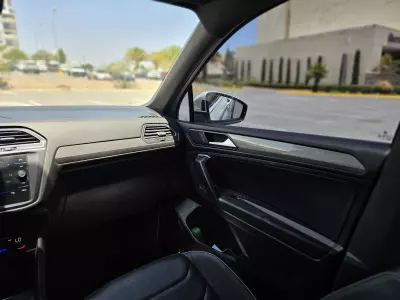 Volkswagen Tiguan VUD 2024