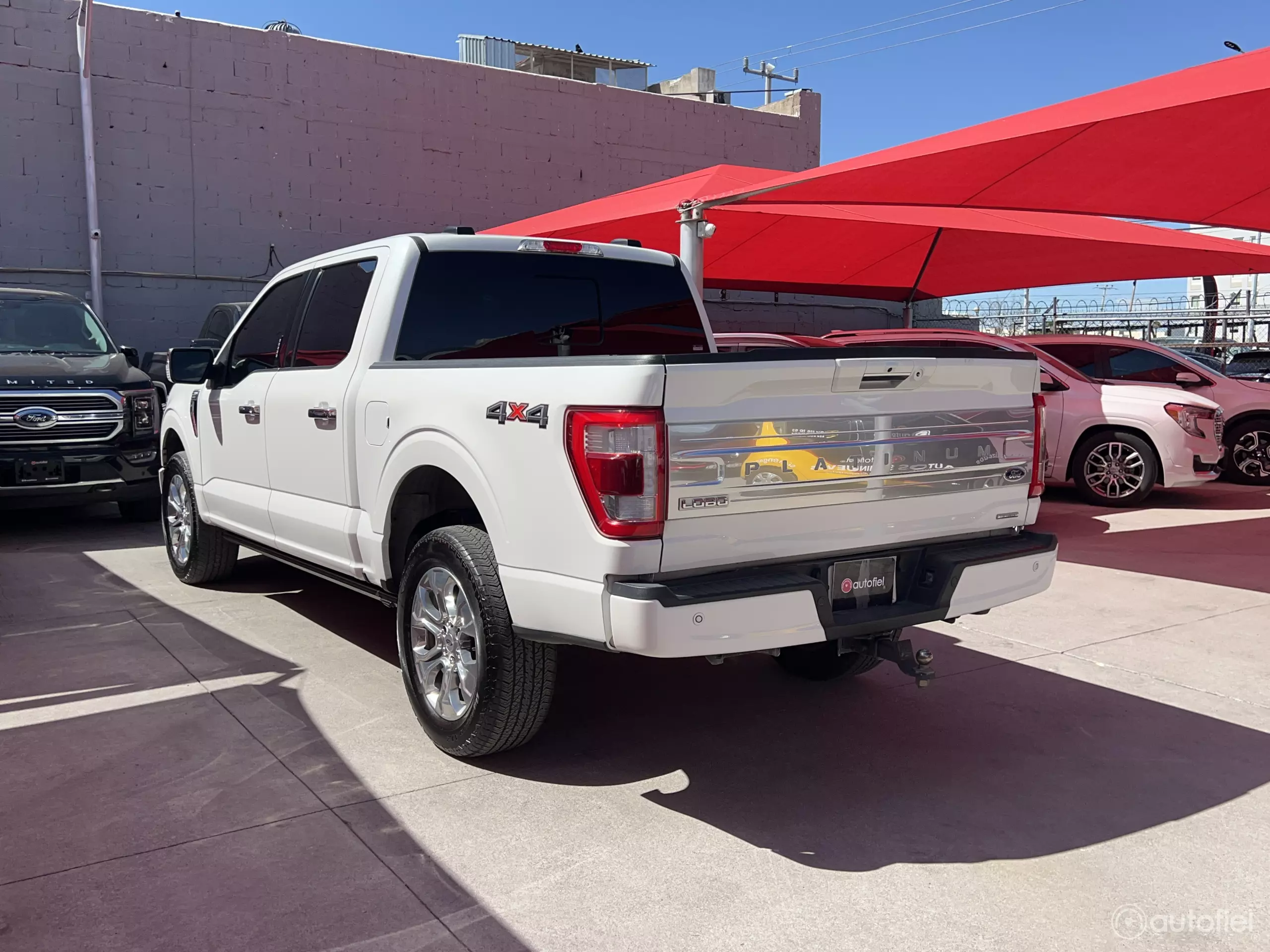 Ford Lobo Pick-Up