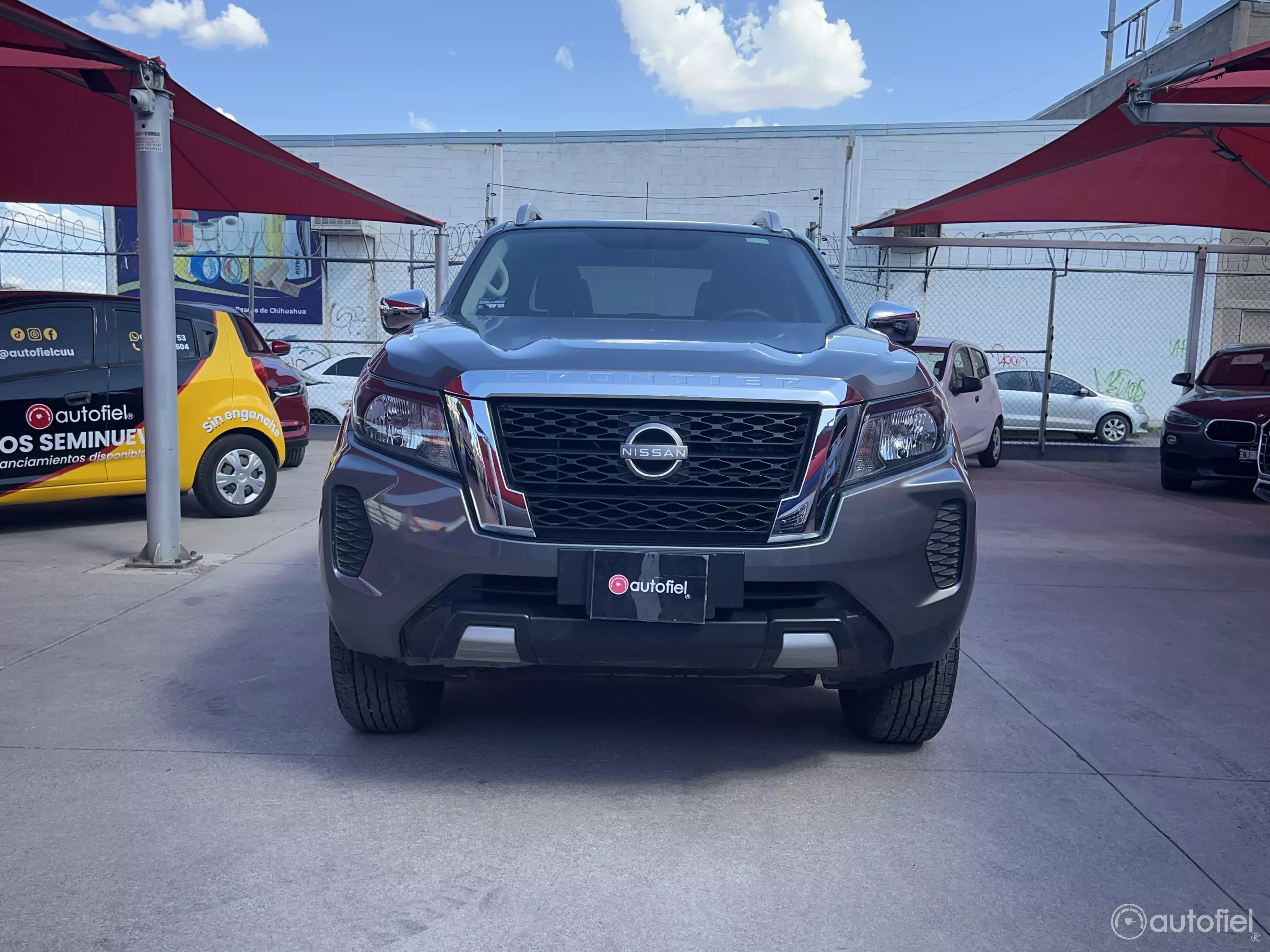 Nissan Frontier Pick-Up