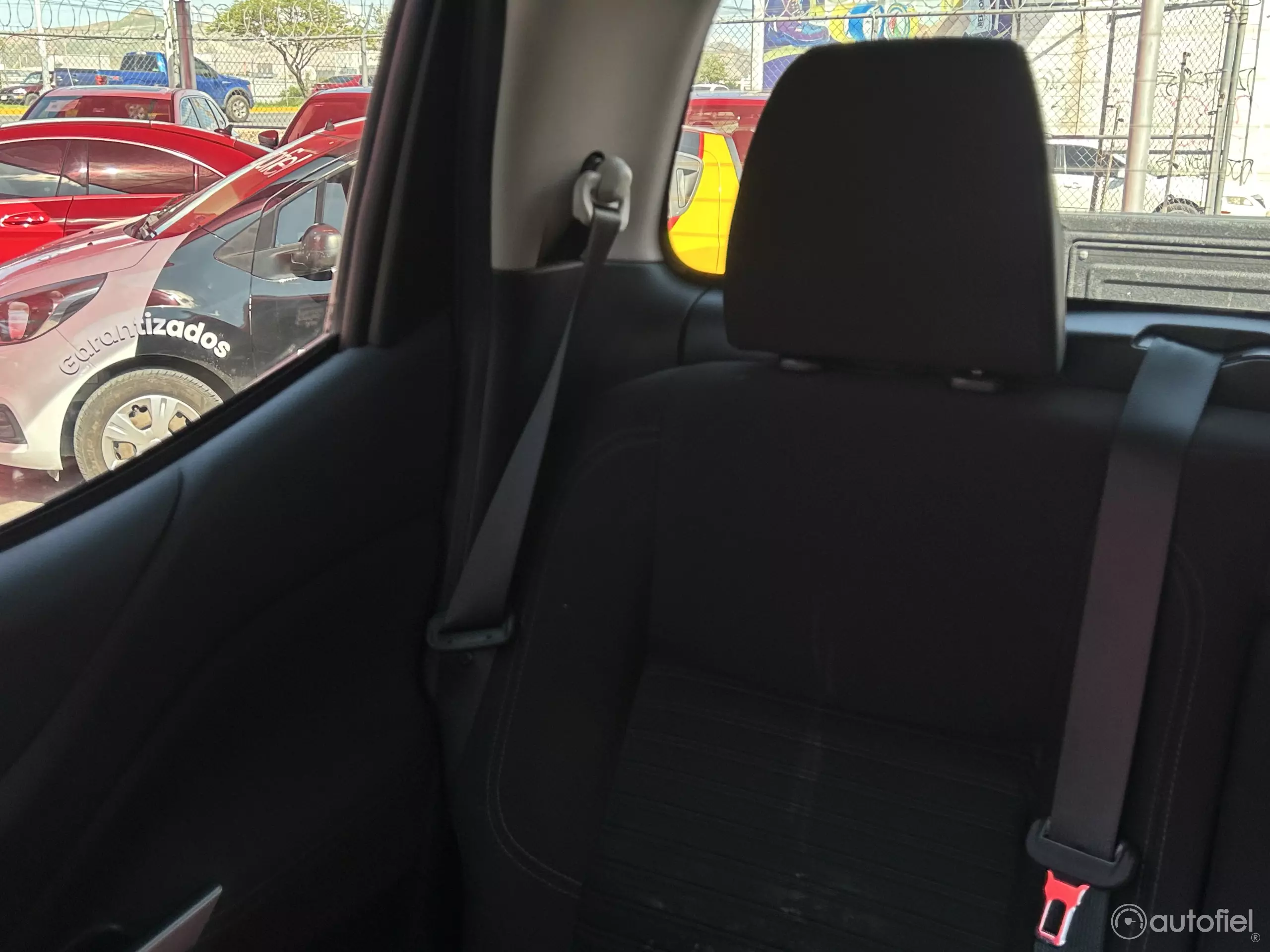 Nissan Frontier Pick-Up