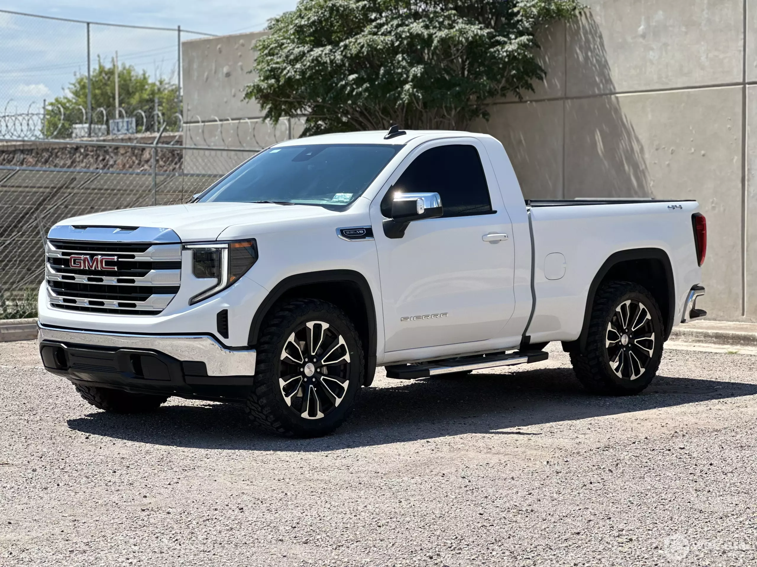 GMC Sierra Pick-Up 4x4