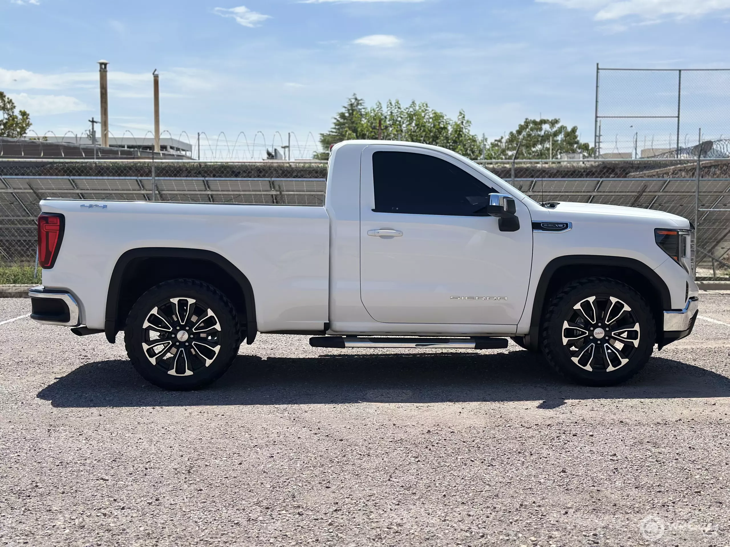 GMC Sierra Pick-Up 4x4