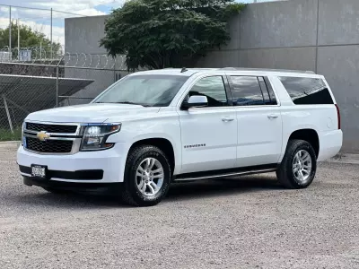 Chevrolet Suburban VUD 2017