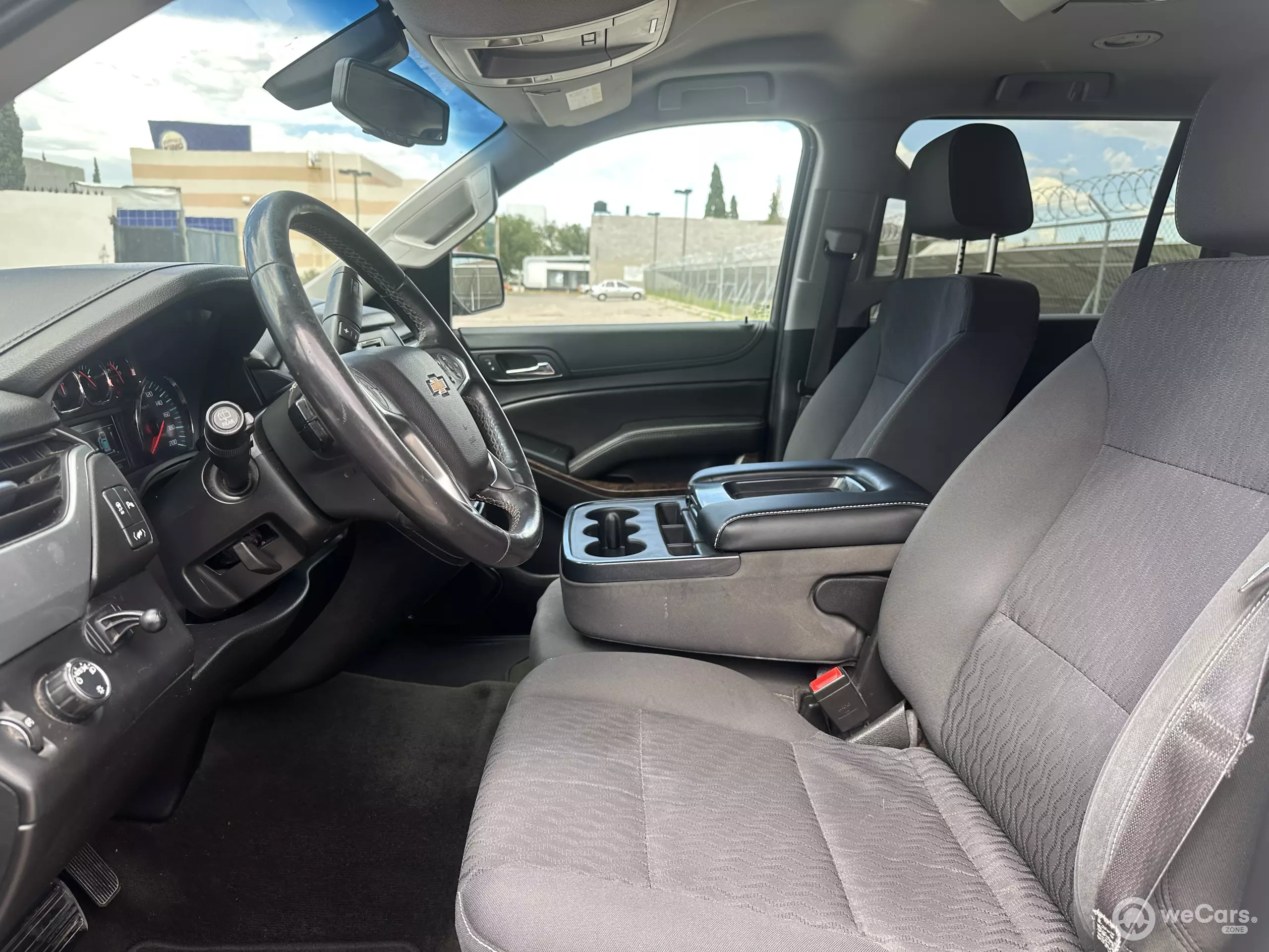 Chevrolet Suburban VUD