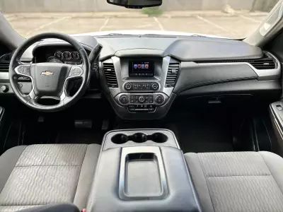Chevrolet Suburban VUD 2017