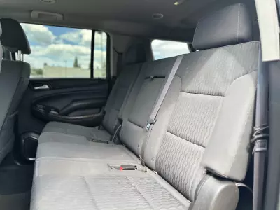 Chevrolet Suburban VUD 2017