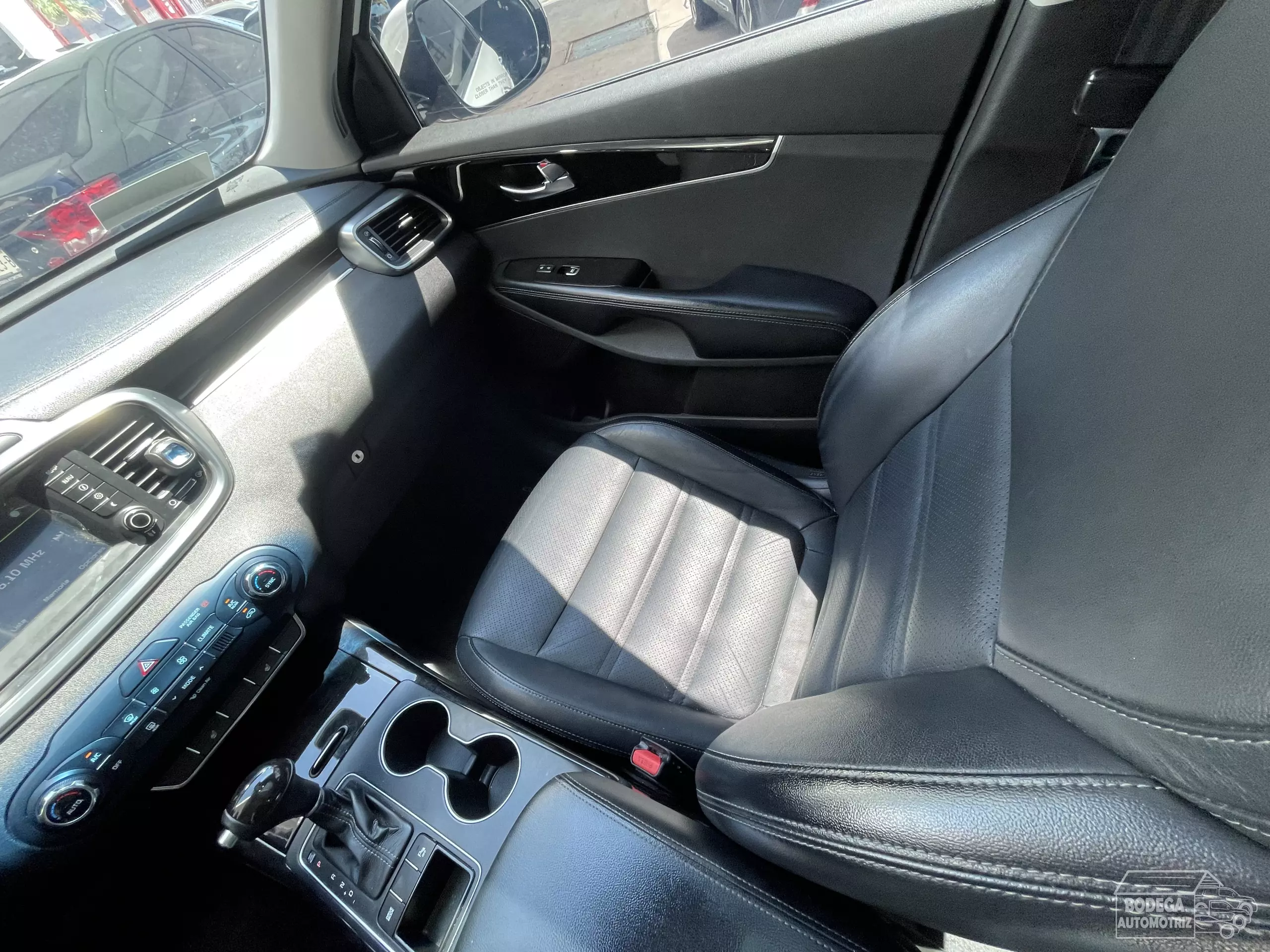 Kia Sorento VUD