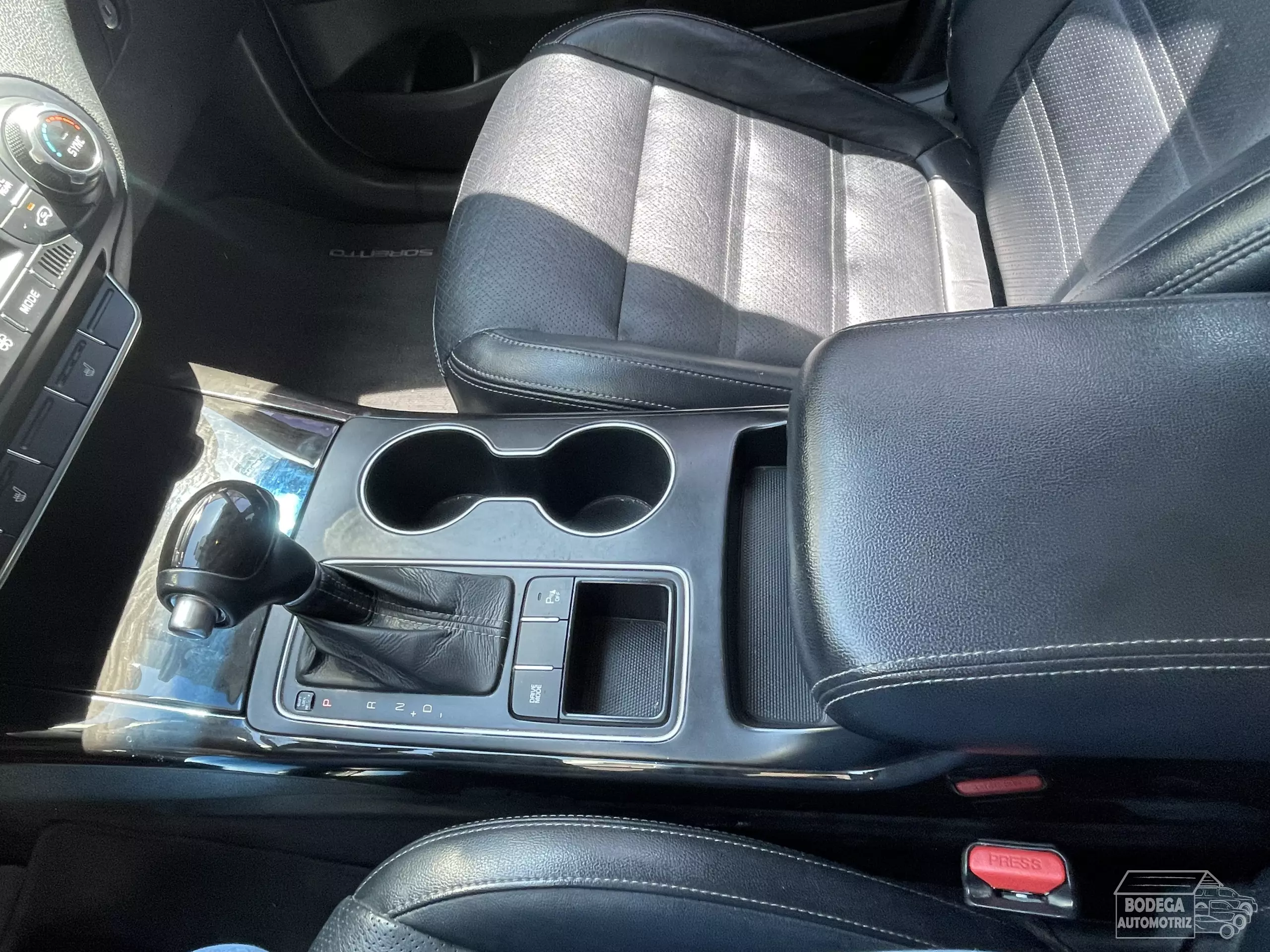 Kia Sorento VUD