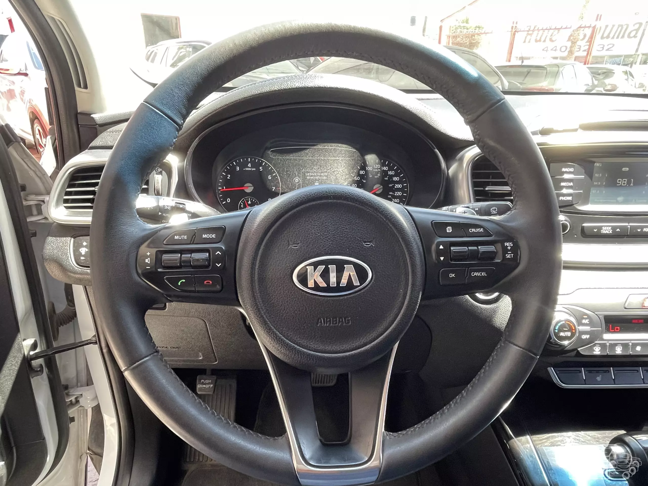 Kia Sorento VUD