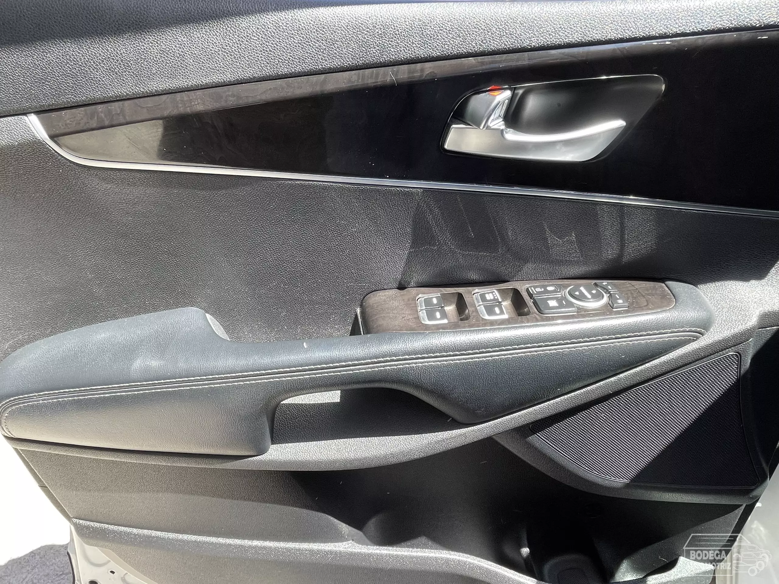 Kia Sorento VUD