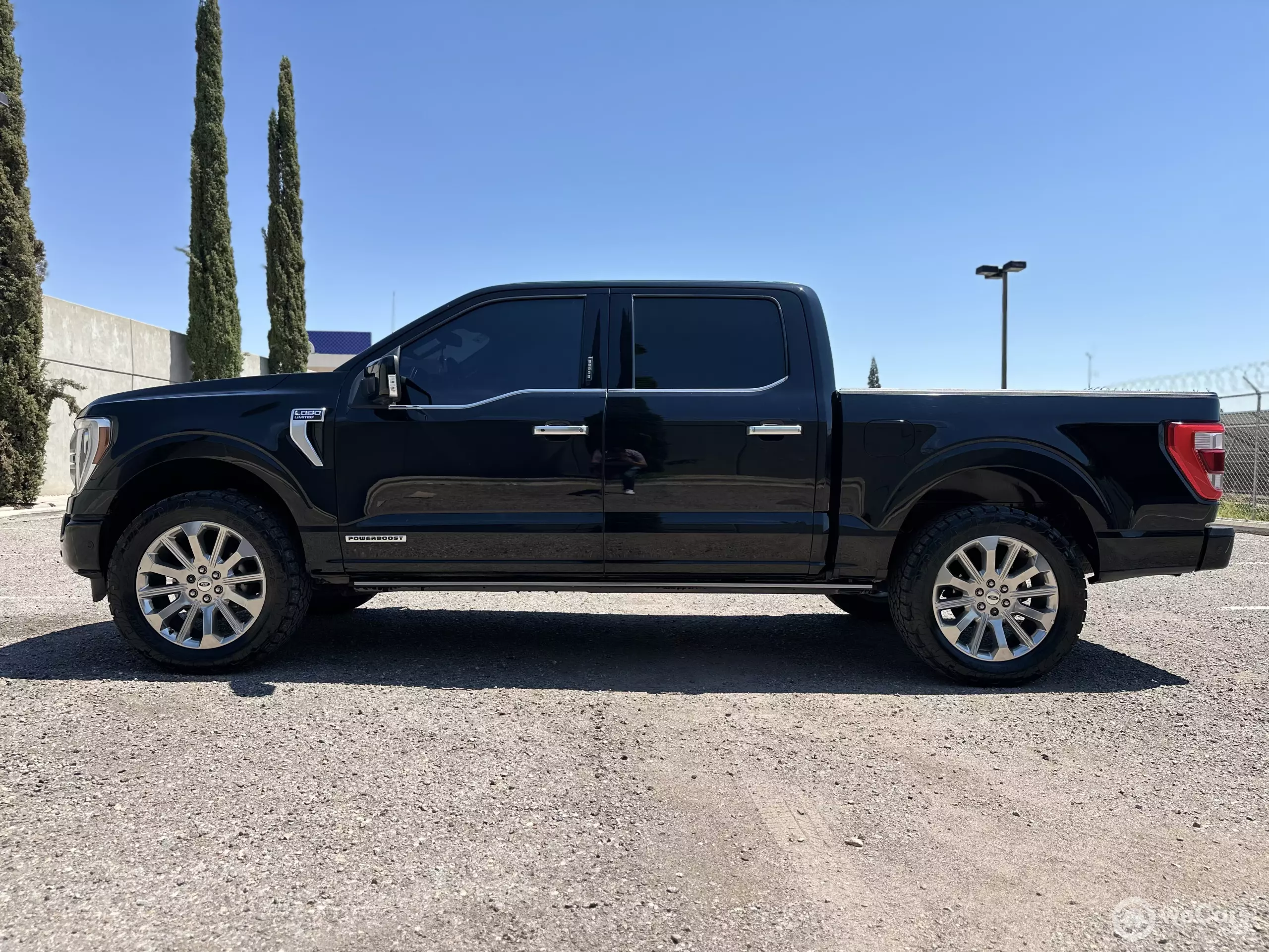 Ford Lobo Pick-Up