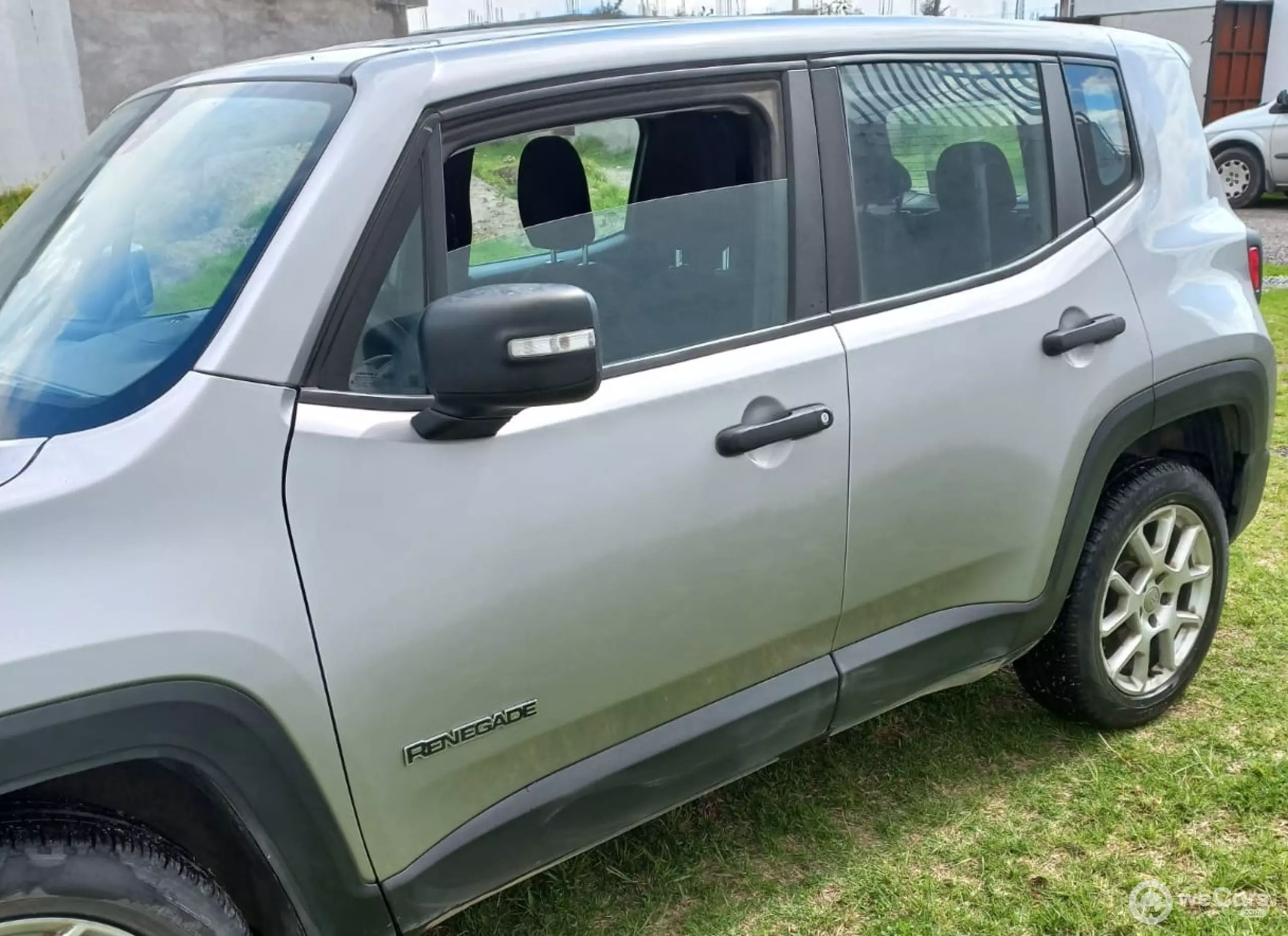 Jeep Renegade VUD
