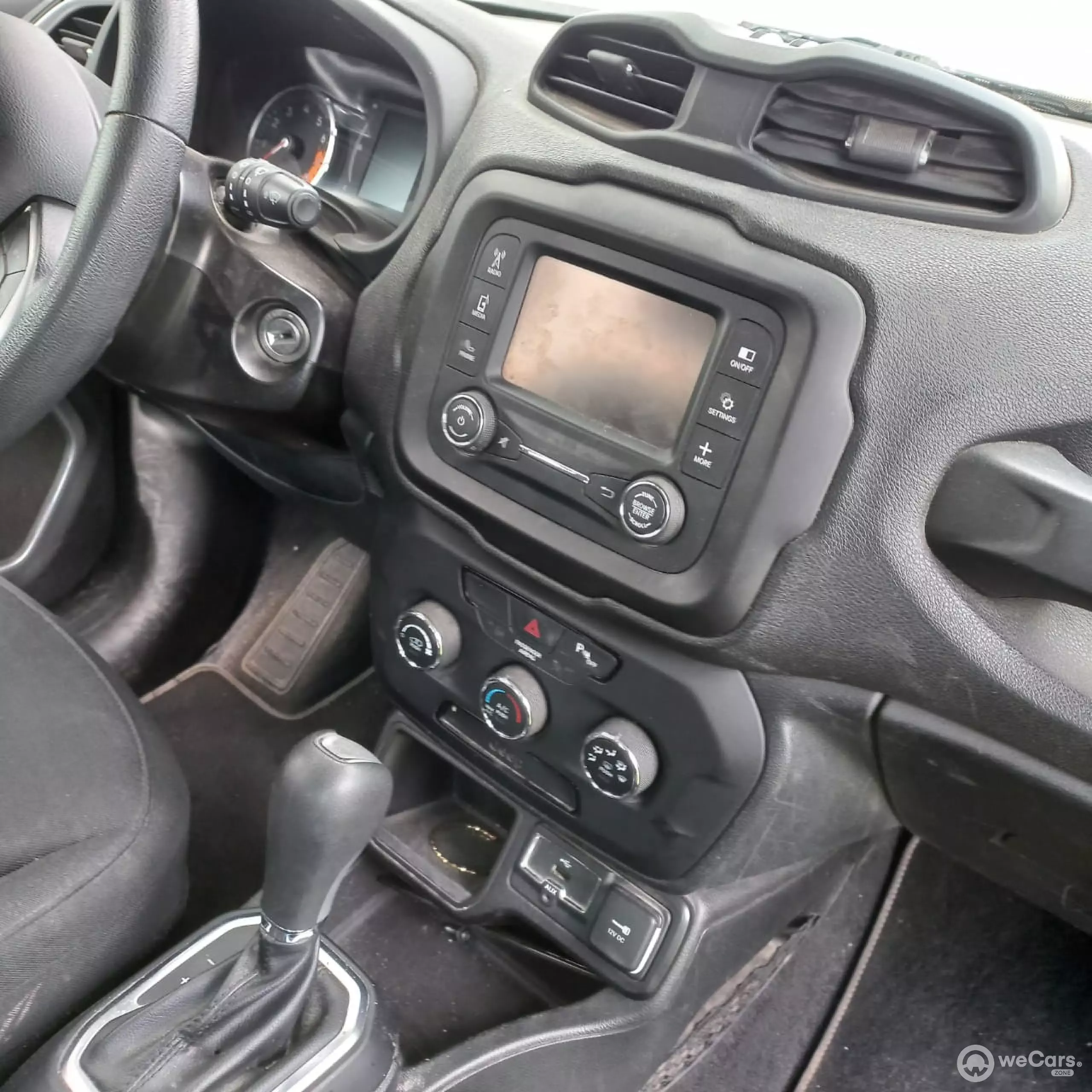 Jeep Renegade VUD