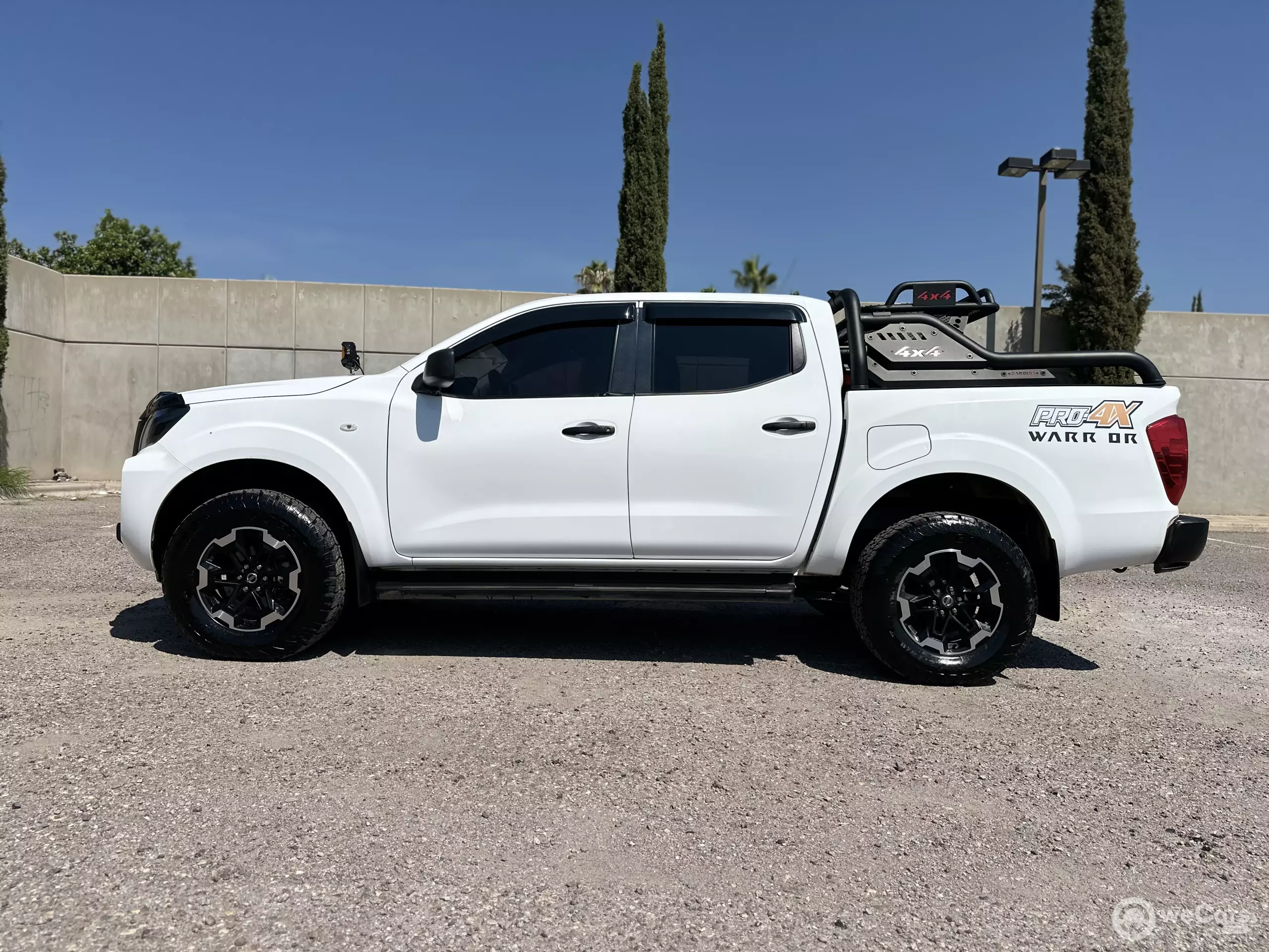 Nissan Frontier Pick-Up