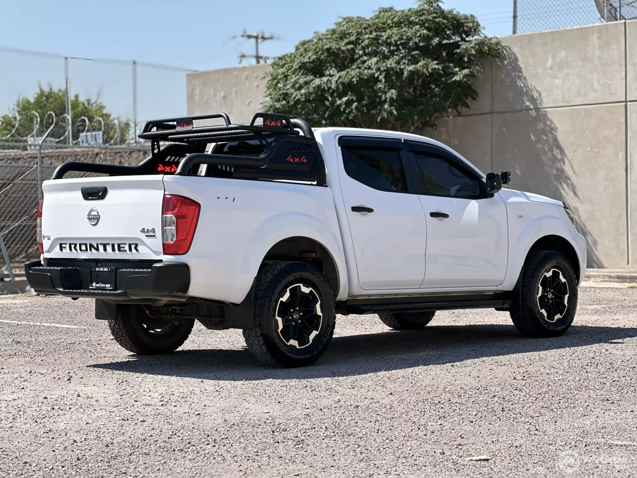 Nissan Frontier Pick-Up